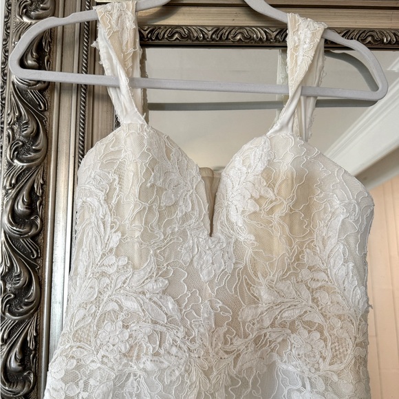 Anne Barge Evermore in Color Soft White, Size 8 - Picture 4 of 10